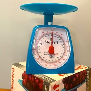 NIB Starfrit Teal Food Scale